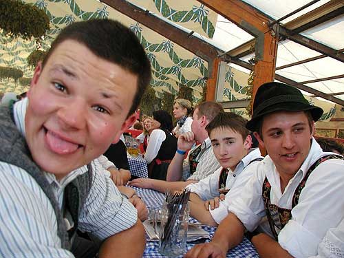 Wiesn-Ausflug 2005, Bild 2