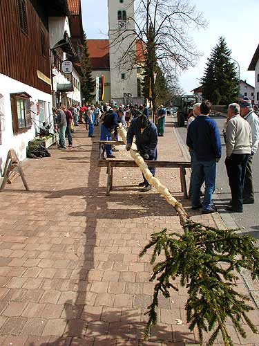 Maibaum aufstellen 2006, Bild 8