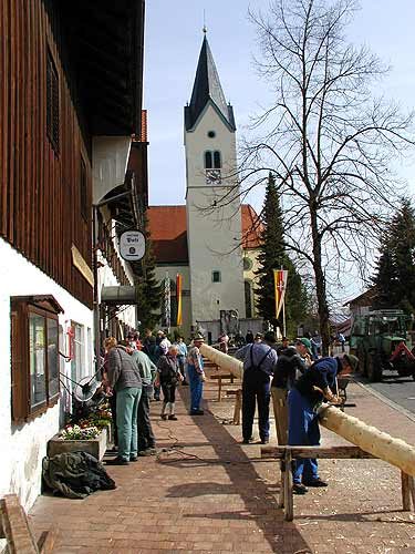 Maibaum aufstellen 2006, Bild 9