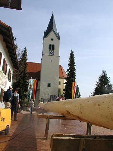 Maibaum aufstellen 2006, Bild 12