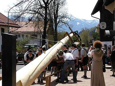 Maibaum aufstellen 2006, Bild 29