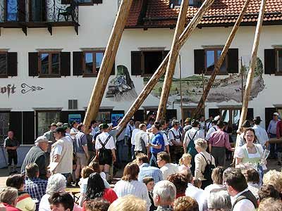 Maibaum aufstellen 2006, Bild 62